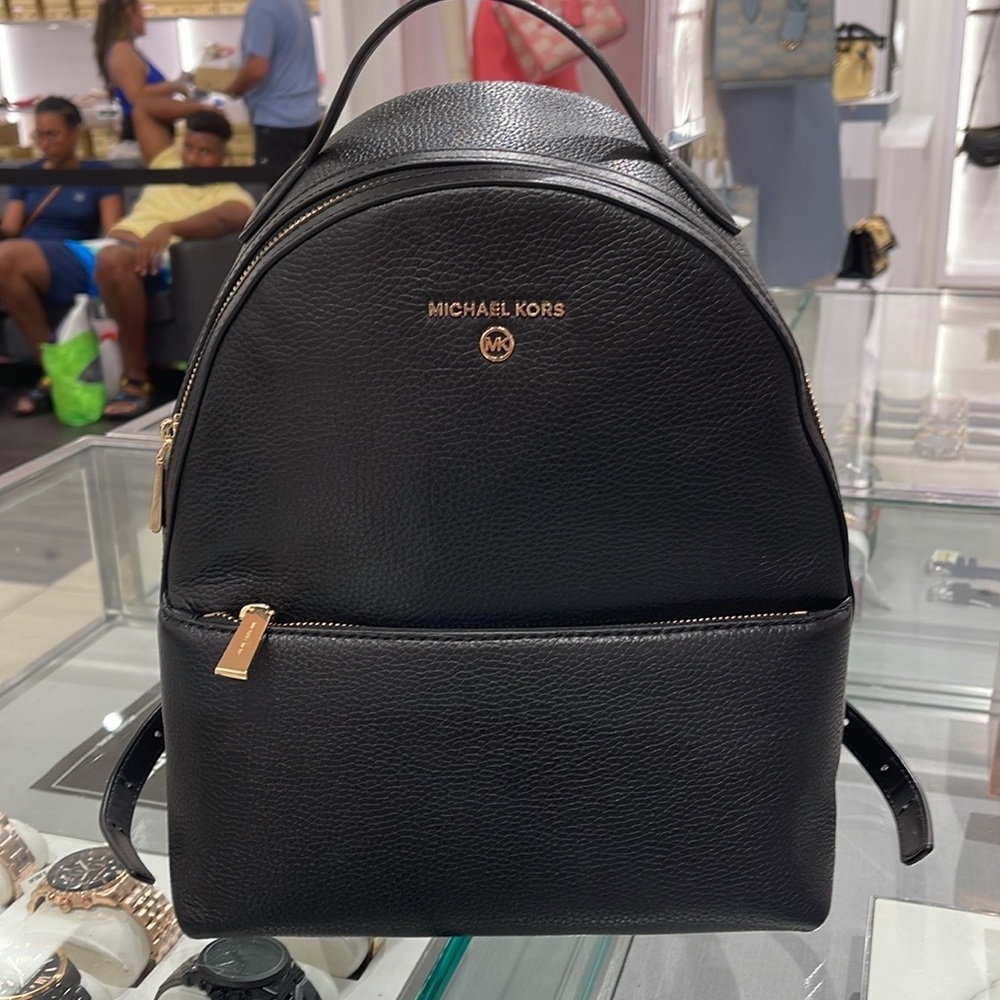 Michael Kors Womens Valerie Medium Logo Backpack 30F2G9VB2B
Black
NWT - Picture 2 of 16